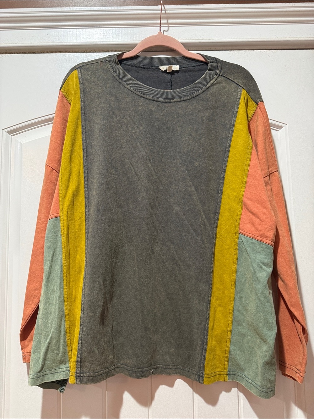 easel Colorblock Long Sleeve Sweatshirt in Washed Gray, Yellow, Coral & Mint